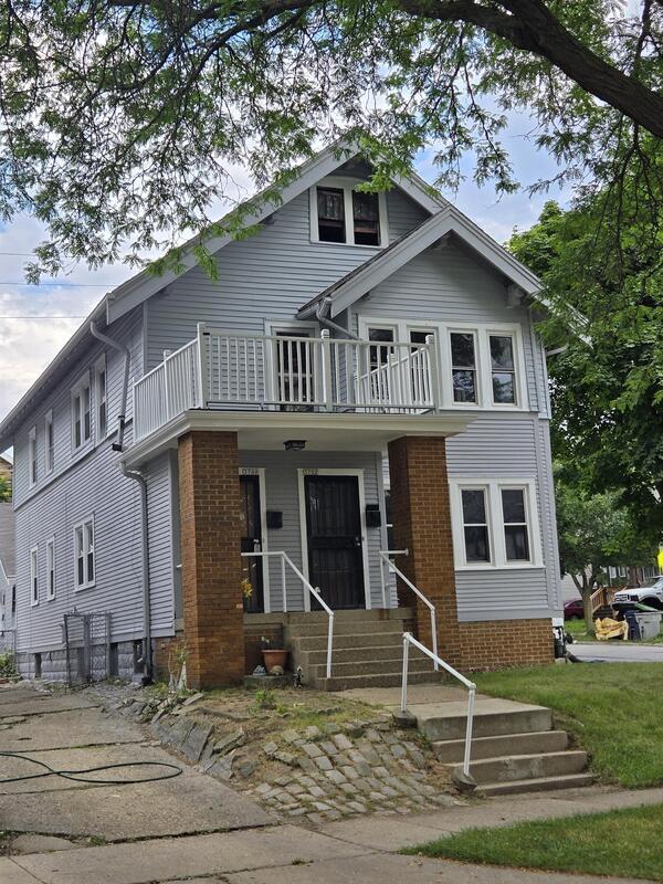 Photo - 3700 N 24th Pl