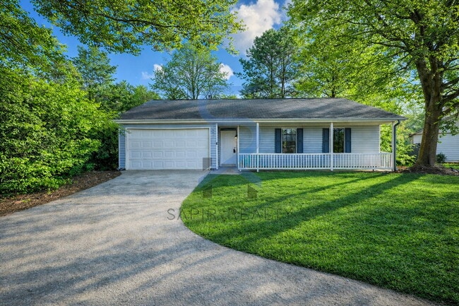 Building Photo - Charming 3-Bedroom Home with 2 Baths and 1216 Sq Ft of Comfort in Morrow, GA!