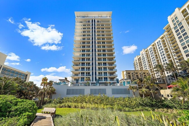 Building Photo - 3730 N Ocean Dr Unit 9d