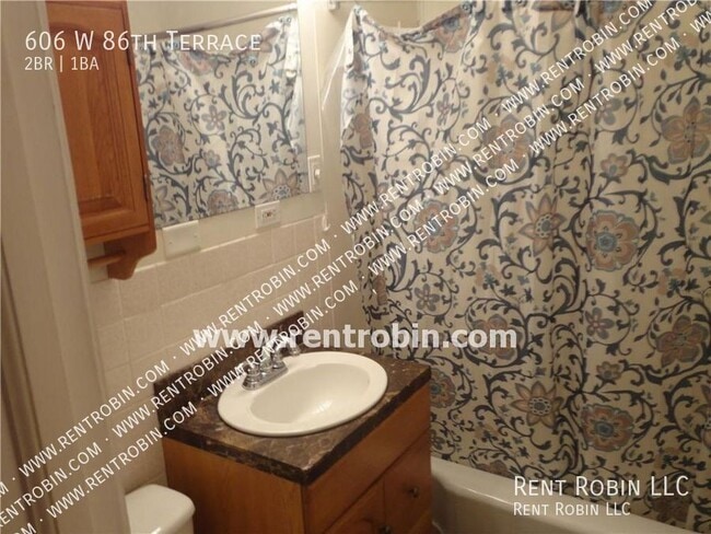Photo - 606 W 86th Terrace