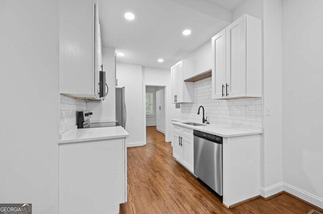 Photo - 360 Ponce De Leon Ave NE Unit 4