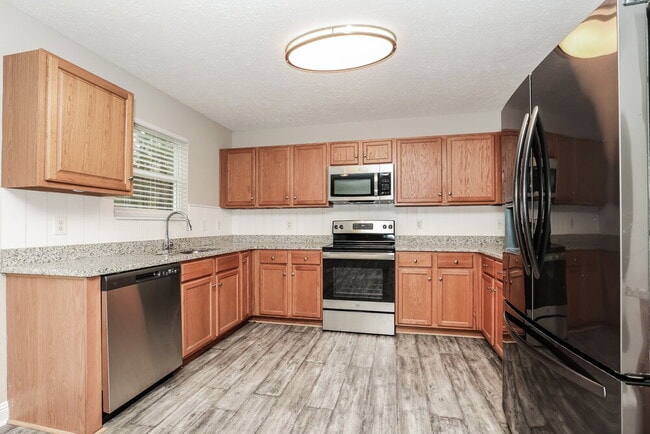 Photo - 209 Centreboard Ct