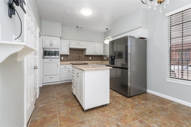 Photo - 14419 Redbud Valley Trail