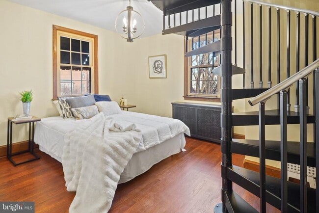 Photo - 5503 44th Ave