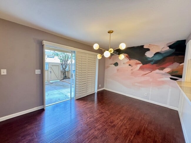 Photo - Gorgeous Walnut Creek Townhome 2 bedroom, 2.5 bath with 1 car garage in Sunset Park