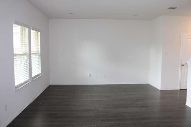Photo - 3012 Glazner Dr