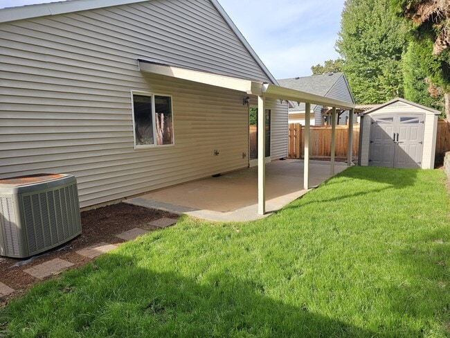 Photo - 21138 SW Houston Dr