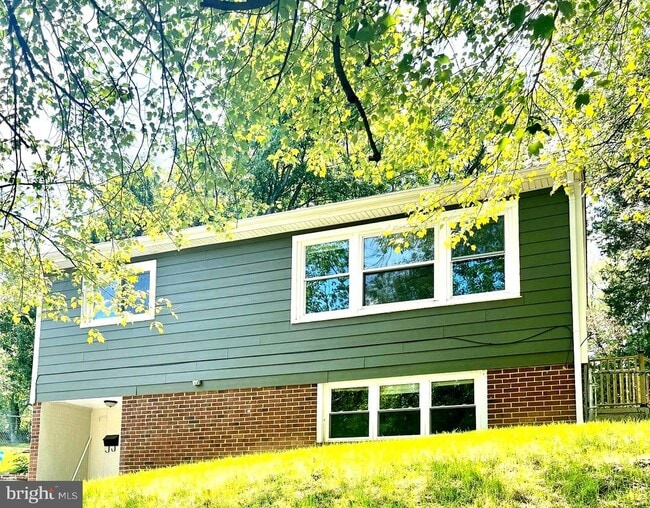 Photo - 13428 Greenacre Dr House