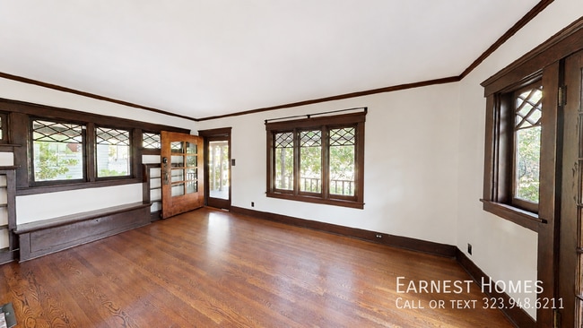Photo - 1131 N Wilson Ave
