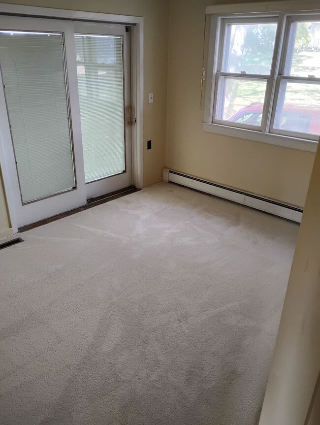 Photo - 902 3rd Ave N Unit Khaliki Apartments Llc