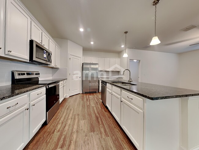 Photo - 567 Tumbled Stone Way