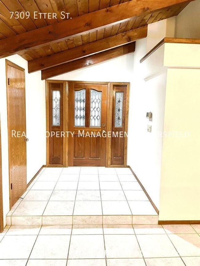 Photo - 7309 Etter St