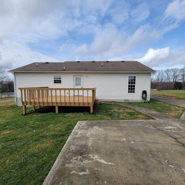 Photo - 3 Bedroom, 2 Bathroom-Updated-Rental-Cooke...