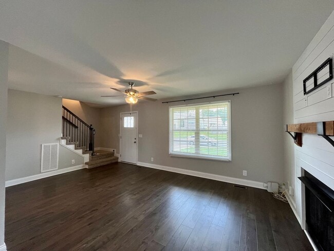 Photo - ** COMING SOON ** Beautiful Large Home in Great Location