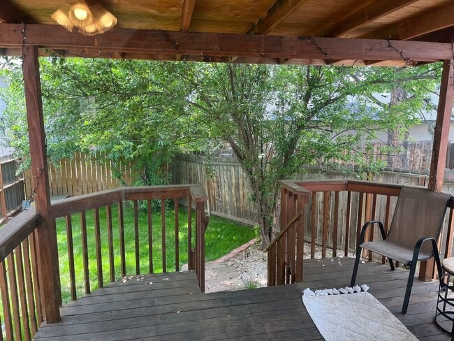 Photo - Spacious 3-bed, 1-bath Heights Townhome