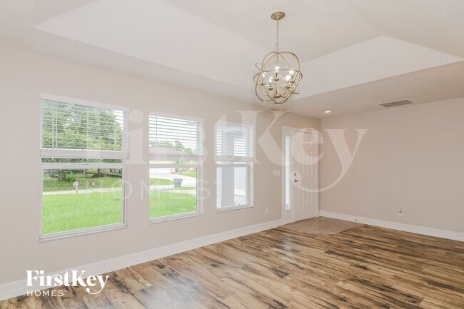 Photo - 6177 Hollywood Ave