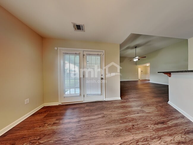 Photo - 107 Fontenot Dr