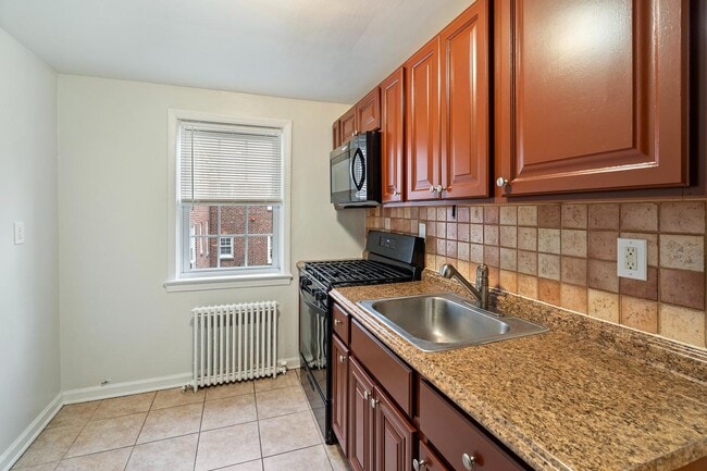 263 Bloomfield Ave Apartments