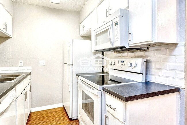 Photo - 4007 Avenue C Unidad 102