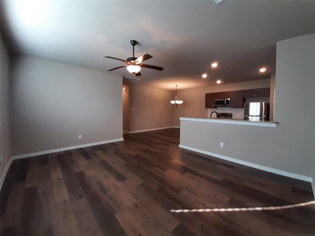 9717 Grosbeak Ln