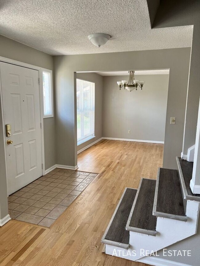 Photo - 5361 S Truckee Ct