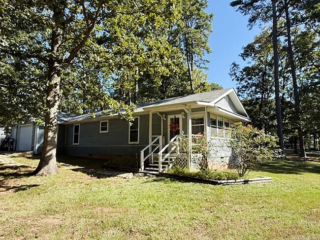 Photo - 417 Houston Dr