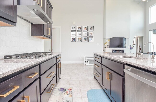 Photo - 8906 Luddenham Lilac Ln