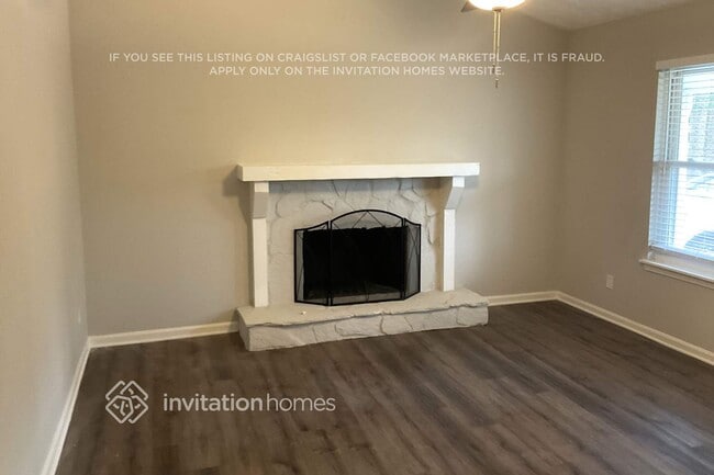 Photo - 478 Benton Ct SW