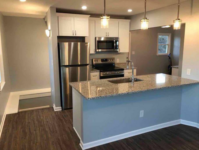 Photo - 2629 Commerce Blvd