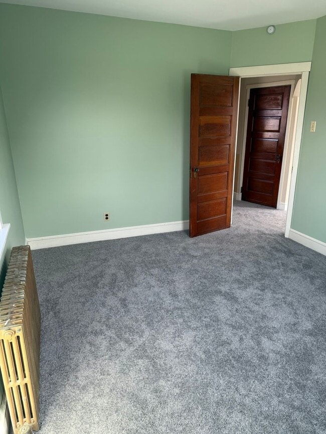 Photo - 815 Grosstown Rd Unit Apt 4 Rear upper level