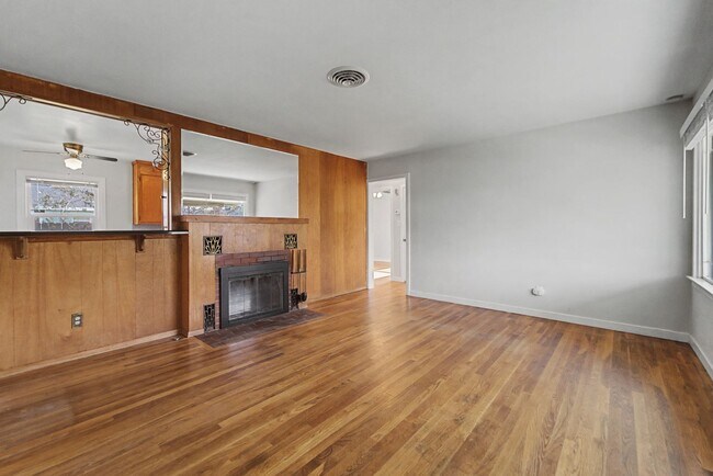 Photo - CHARMING 2bed 1 Bath Marysville