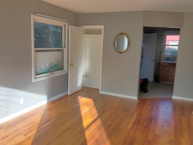 Photo - FEWEK01 Unit 8232