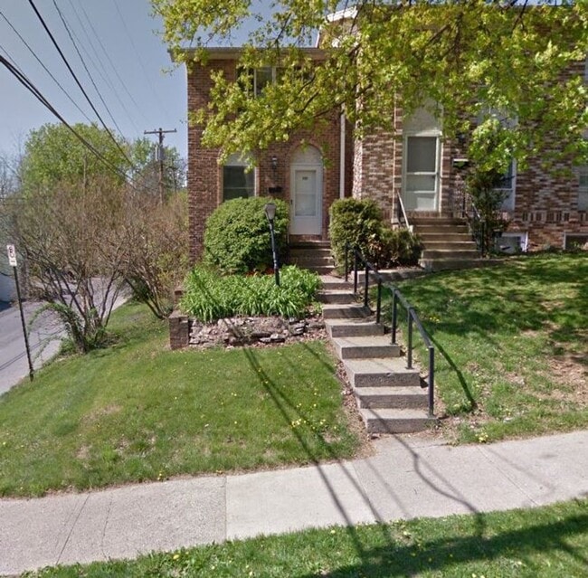 Building Photo - S. Fraser Street Unit 512FRS