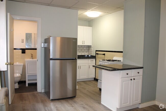 Building Photo - 10 Henchman St Unit 2M Rental