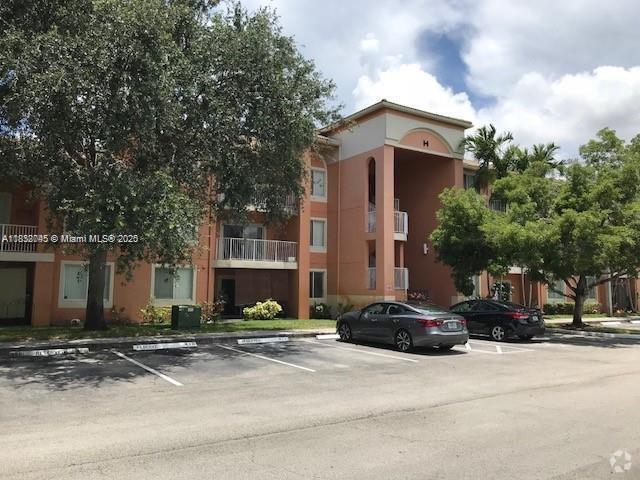 Building Photo - 6984 SW 39th St Unit H202 Rental