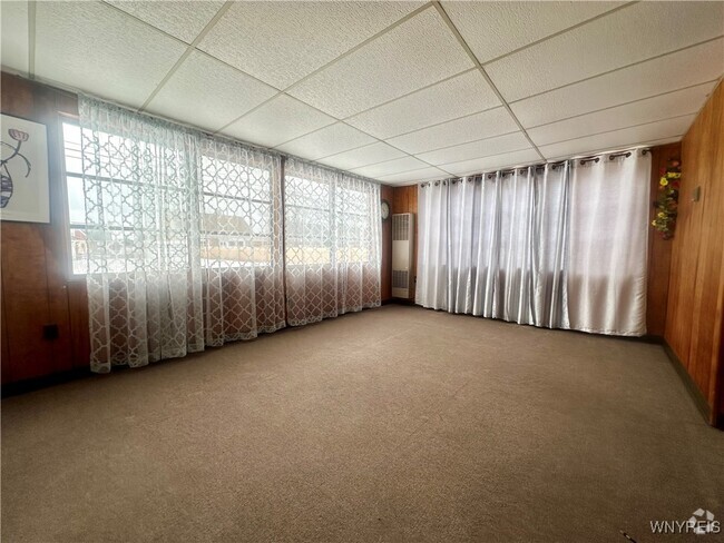 Building Photo - 107 Campbell Rd Rental