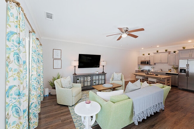 Photo - Beverly Villas