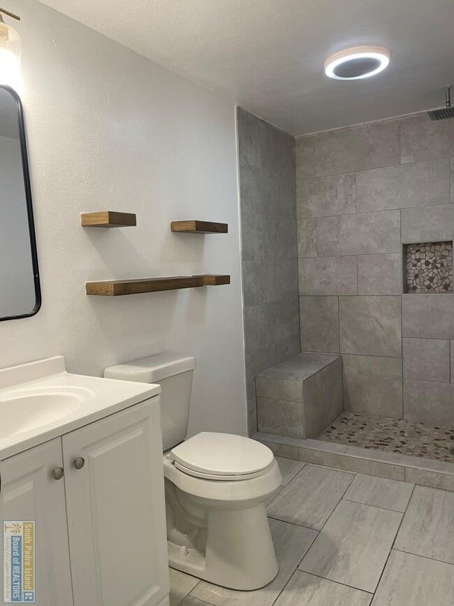 Photo - 129 E Campeche St