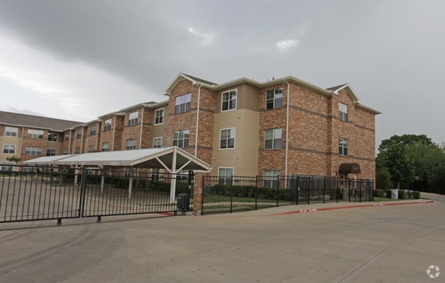 Photo - Champions Cove