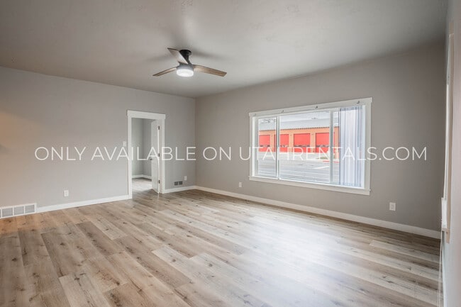 Photo - 87 N Center St Unit 1