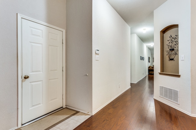 Photo - 4860 Ambrosia Dr