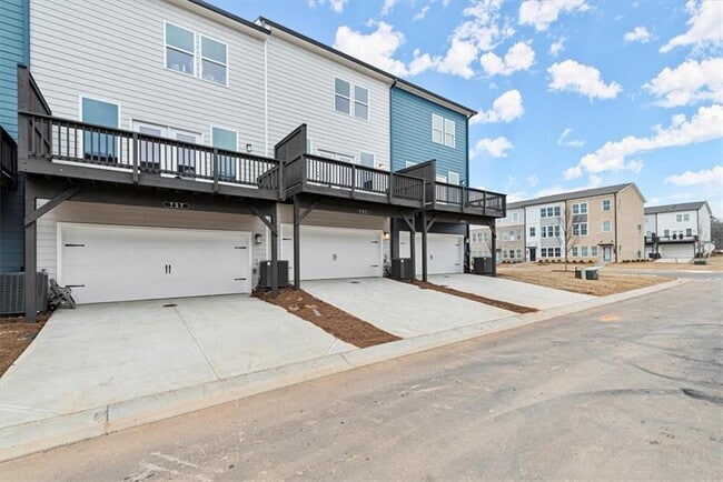 Photo - 741 Payton Ln