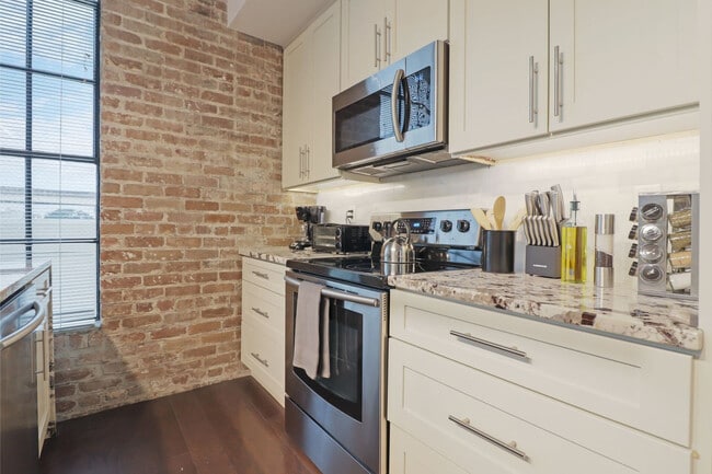 Photo - 822 Howard Ave Unidad ID1272354P