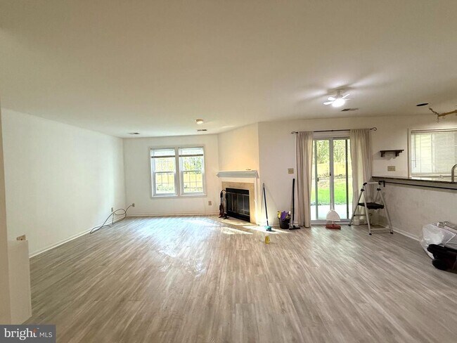 Photo - 12956 Grays Pointe Rd Unit 12956A