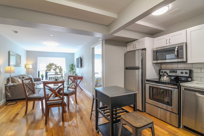 Kitchen/Living Room - The Equestrian At Pelham Parkway