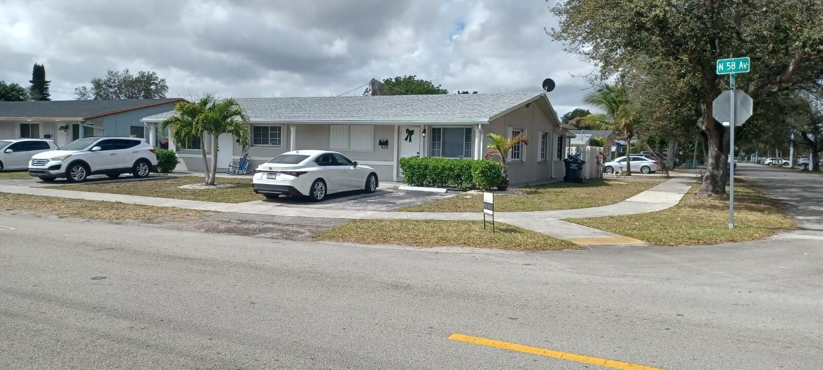 Photo - 630 N 58th Ave