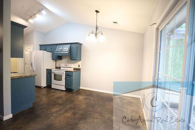 Photo - Spacious 3 bed 2 bath home - Nettleton!
