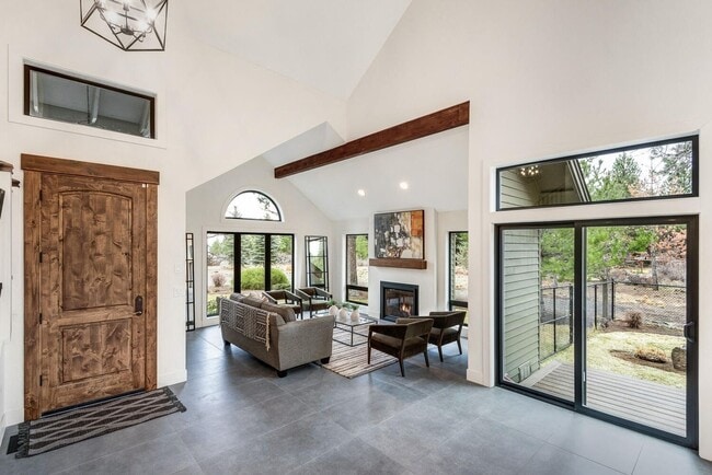 Photo - Beautiful Remodeled Home on Acreage!