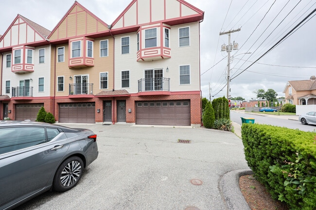 Photo - 7 W Church St Condo