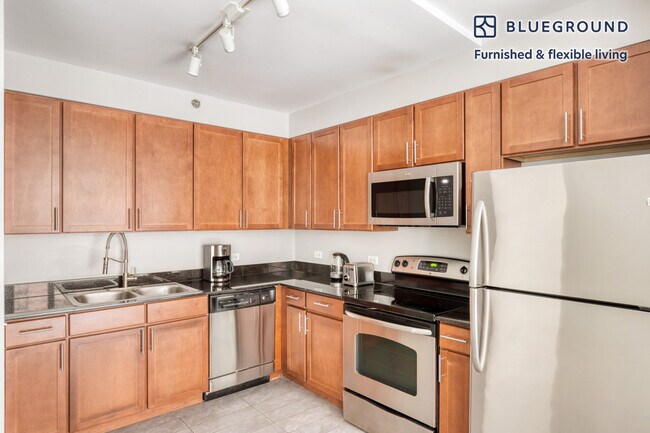 Photo - 210 N Wells St Unit SI FL15-ID634